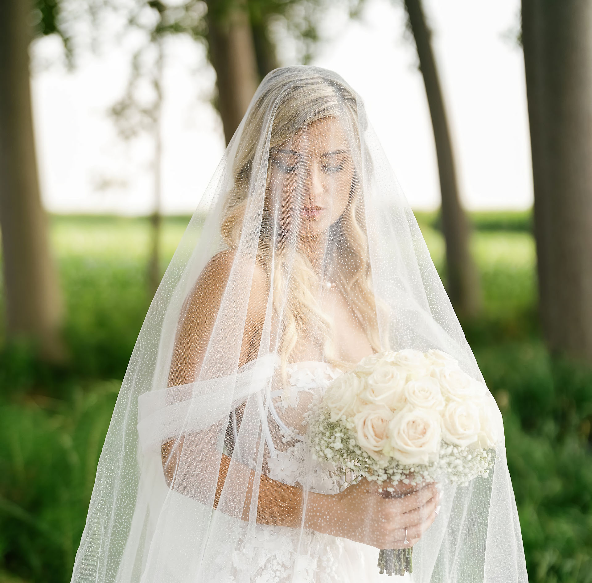 Tips and tricks to choose the perfect wedding dress
