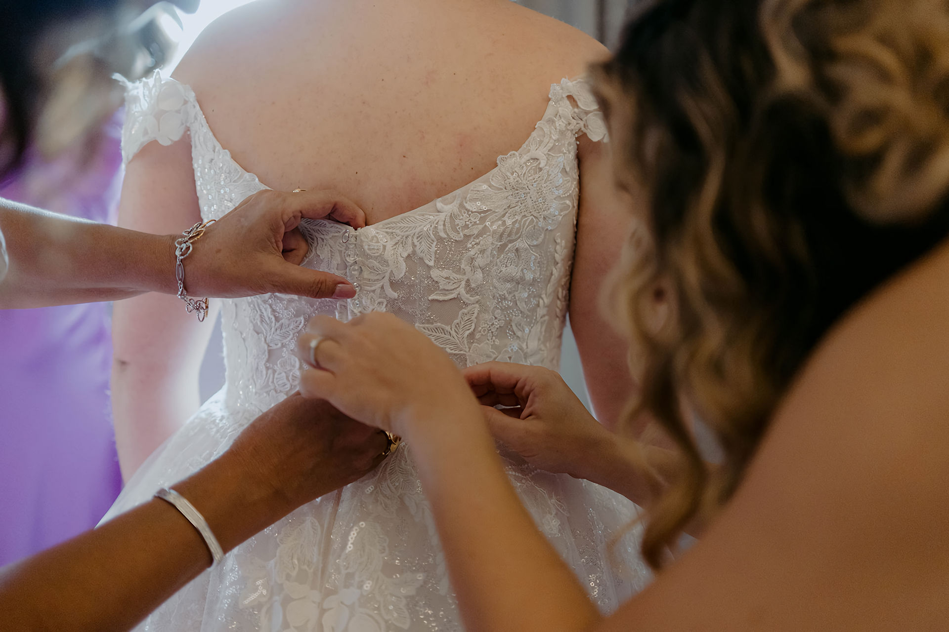 Choosing the dresses for the bridemaids